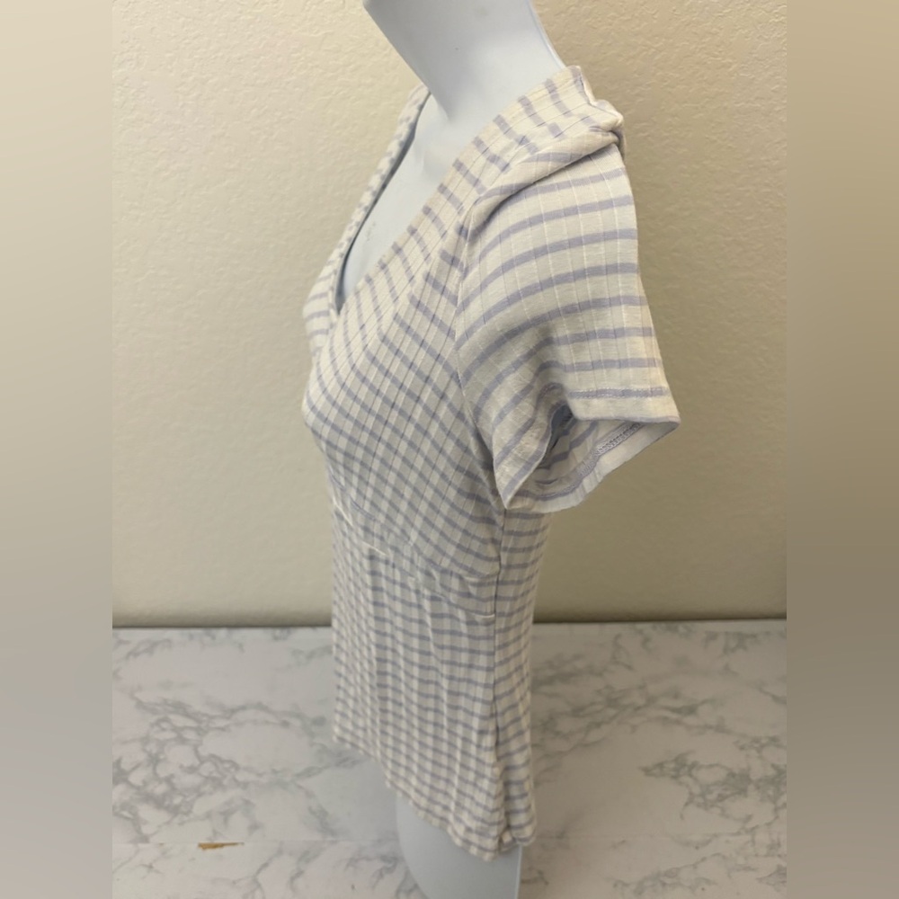 Candies Short Sleeve T Shirt Womens S Purple White Striped Pullover Top - Picture 2 of 5